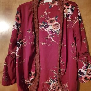 Hipster Row Kimono with bell sleeves